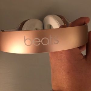 Dre beats rose gold